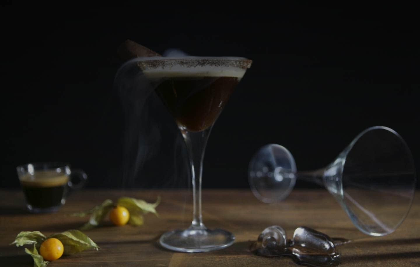 Cette machine prépare des cocktails sur demande