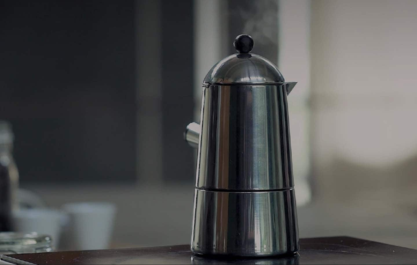 Comment Faire un Café avec une Cafetière Moka