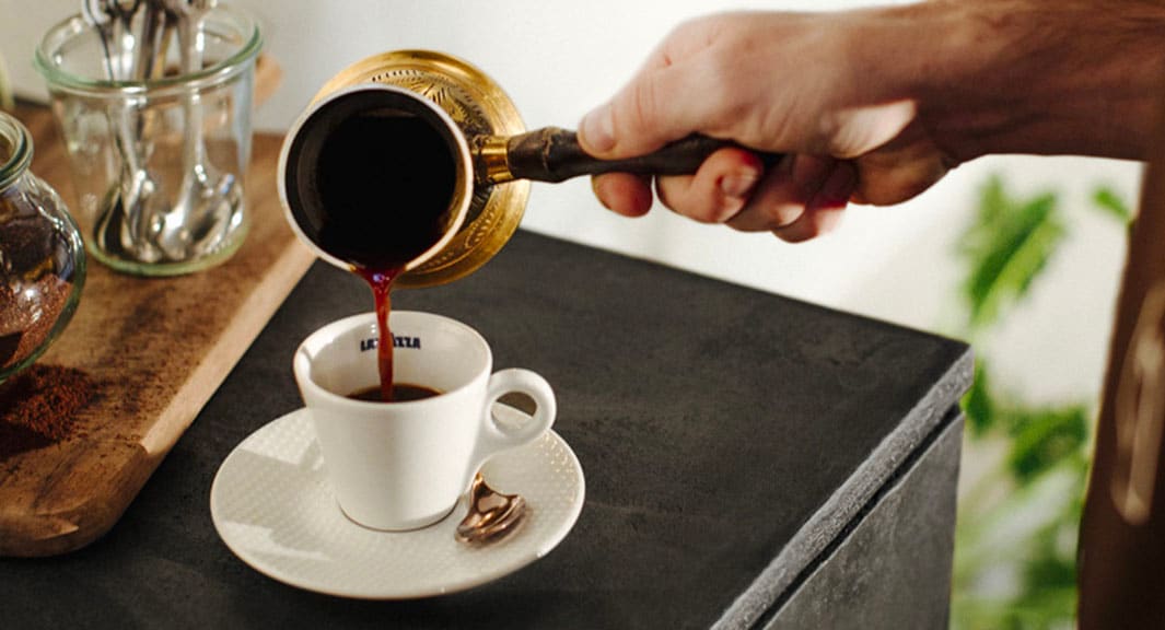 Le Cezve, tout ce qu’il faut savoir sur le Café Turc | Lavazza